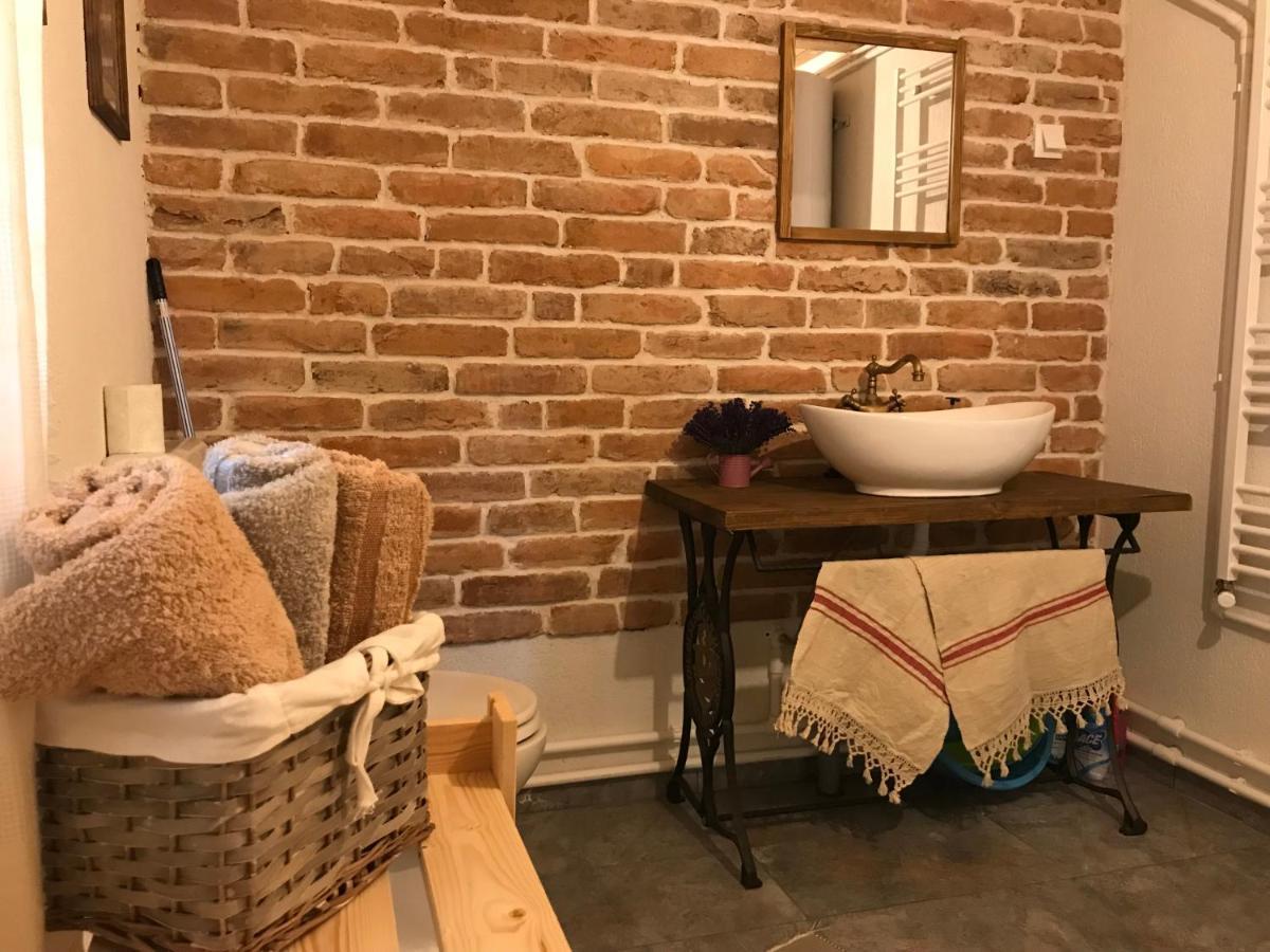 Vén Fenyő Kunyhó Ciceu Extérieur photo