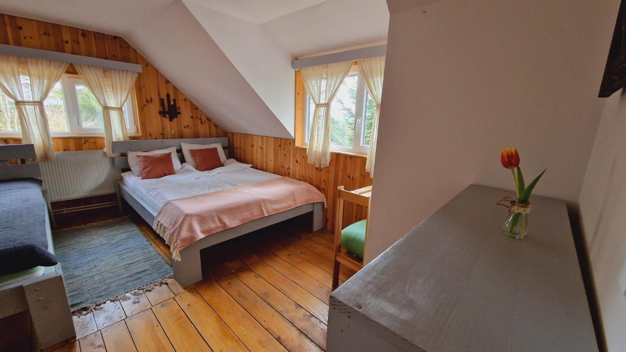 Vén Fenyő Kunyhó Ciceu Extérieur photo
